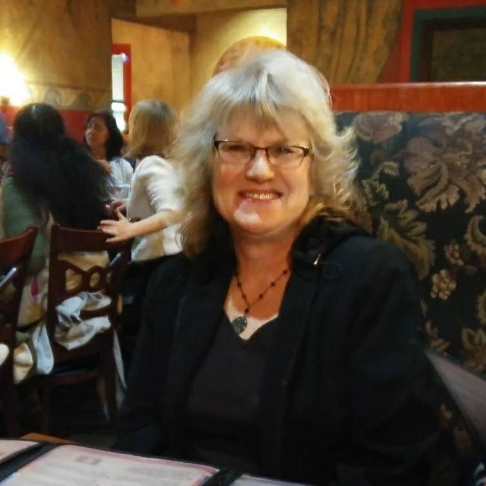 Meet your Posher, Lisa